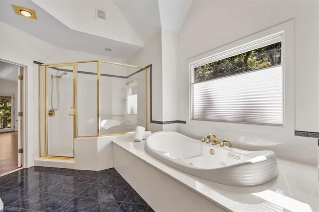 $1,250,000 | 7112 Horseman Court, Summerfield, NC 27358