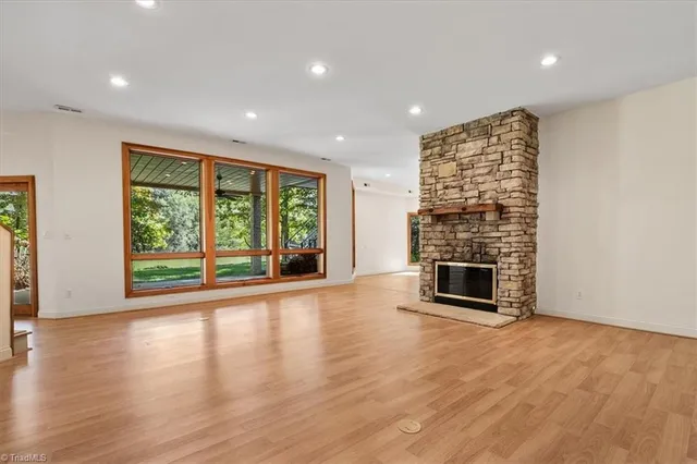 $1,250,000 | 7112 Horseman Court, Summerfield, NC 27358