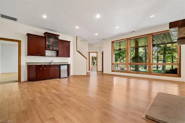 $1,250,000 | 7112 Horseman Court, Summerfield, NC 27358