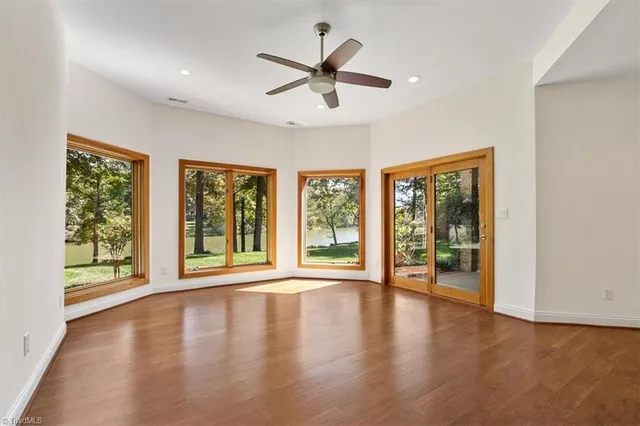 $1,250,000 | 7112 Horseman Court, Summerfield, NC 27358