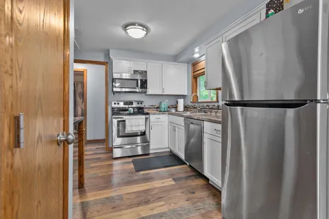 $110,000 | 969 7th Street, Unit A, Menasha, WI 54952