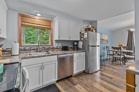 $110,000 | 969 7th Street, Unit A, Menasha, WI 54952