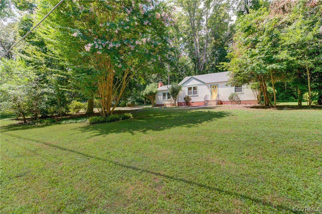 820 Cowan Road Richmond, VA 23235 - Photo 2 of 31 Gallery Image 2