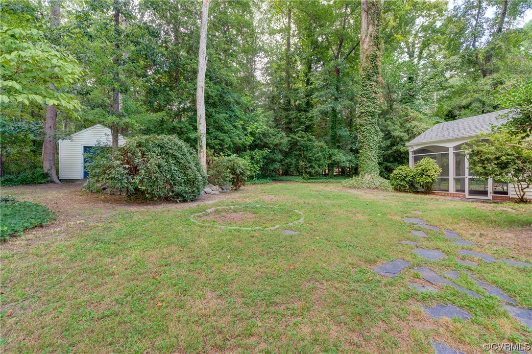 820 Cowan Road Richmond, VA 23235 - Photo 4 of 31 Gallery Image 4