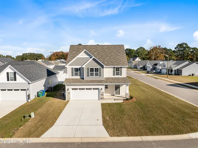 $348,600 | 613 Plymouth Drive, Greenville, NC 27858