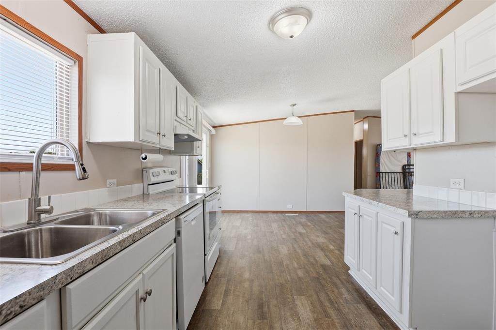 1408 Old Bridge Road Cleburne, TX 76033 - Photo 8 of 21