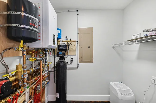 $395,000 | 9073 West Colby Road, Greenville, MI 48838