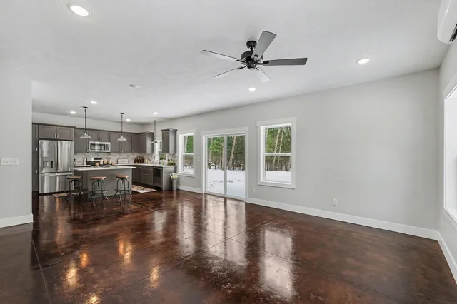 $395,000 | 9073 West Colby Road, Greenville, MI 48838