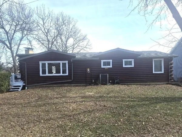 $875,000 | 1656 Lake Viking Terrace, Gallatin, MO 64640