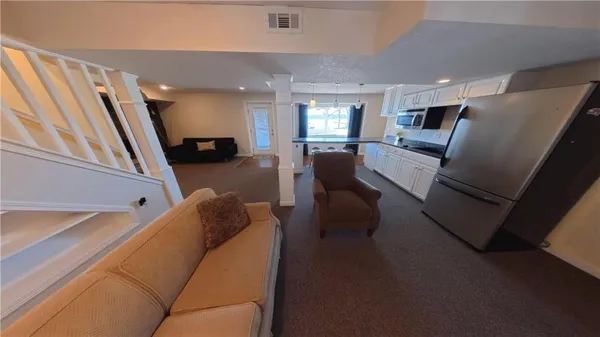 $875,000 | 1656 Lake Viking Terrace, Gallatin, MO 64640