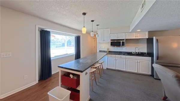 $875,000 | 1656 Lake Viking Terrace, Gallatin, MO 64640