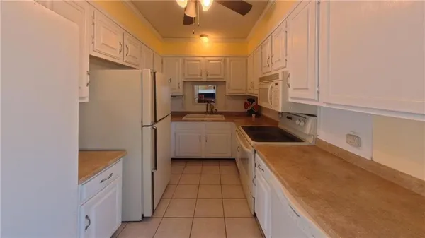 $875,000 | 1656 Lake Viking Terrace, Gallatin, MO 64640