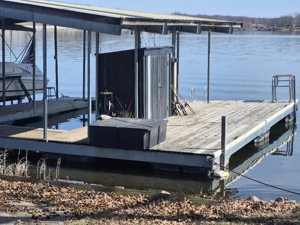 $875,000 | 1656 Lake Viking Terrace, Gallatin, MO 64640