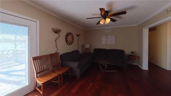 $875,000 | 1656 Lake Viking Terrace, Gallatin, MO 64640