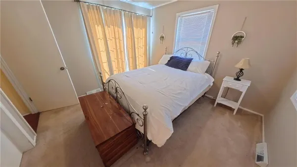 $875,000 | 1656 Lake Viking Terrace, Gallatin, MO 64640
