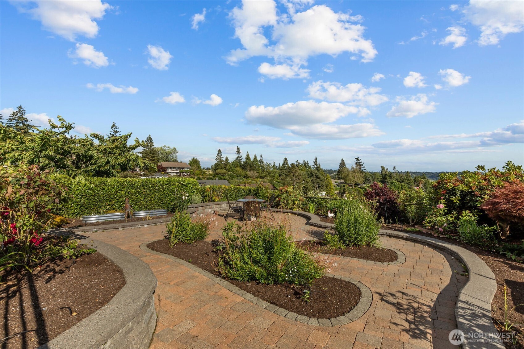 4105 Southwest 109th Street Seattle, WA 98146 - Photo 36 of 40