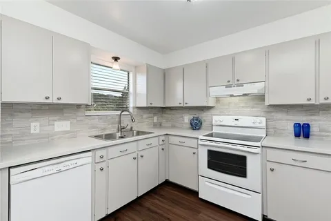 $2,795 | 1709 Wild Basin Ledge, Unit B, Austin, TX 78746
