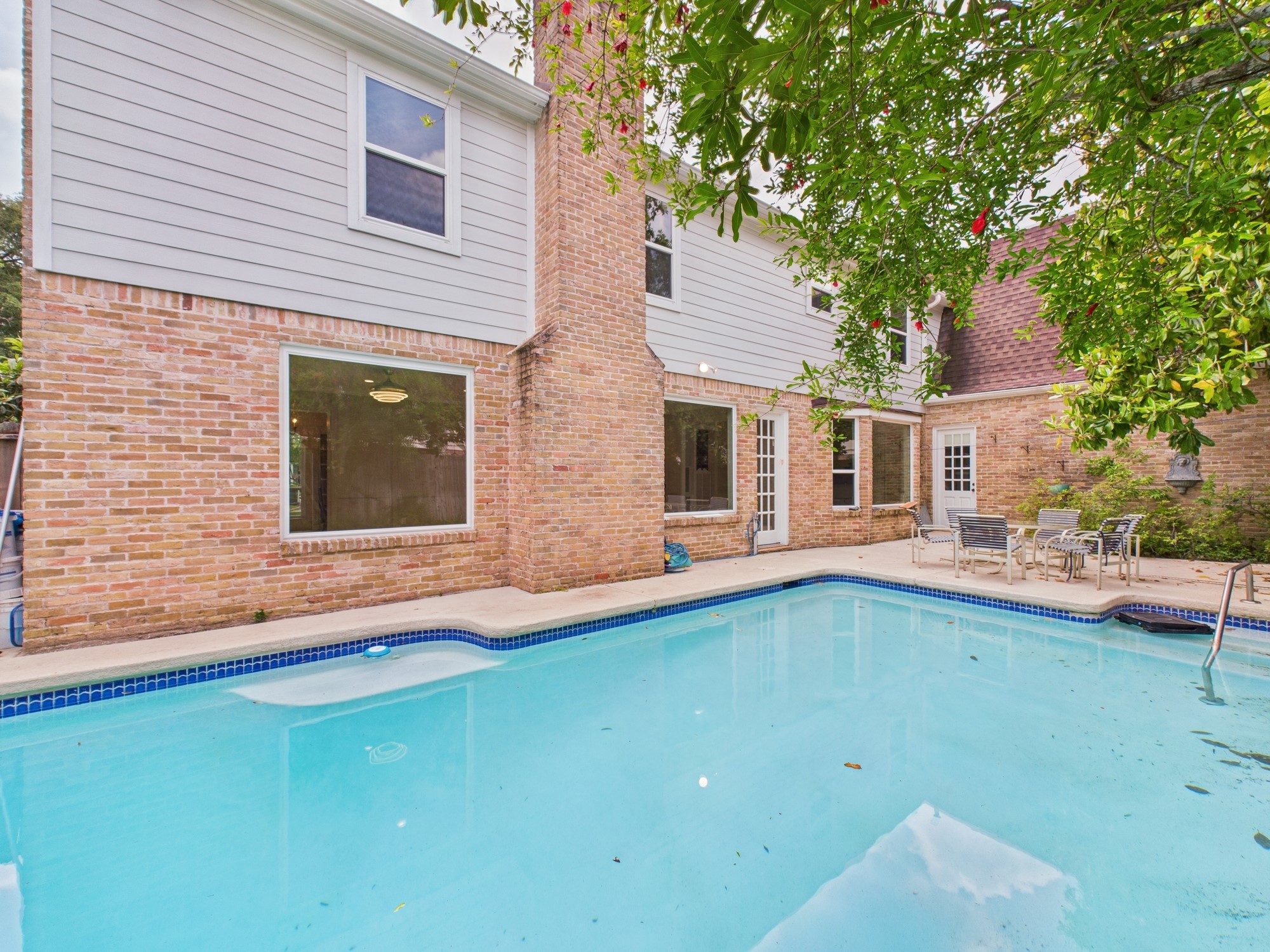 702 Daria Court Houston, TX 77079 - Photo 43 of 44 Great Outdoor Entertaining