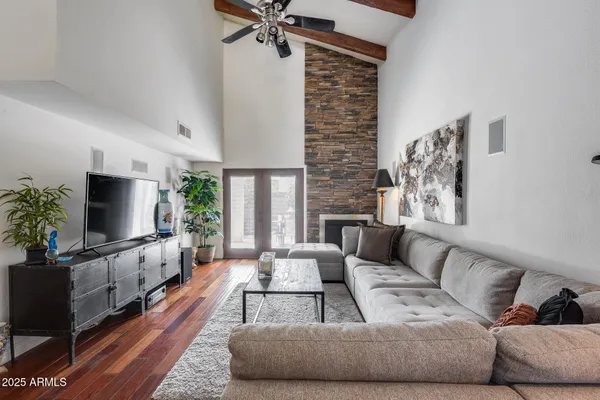 $600,000 | 4242 North 44th Street, Phoenix, AZ 85018
