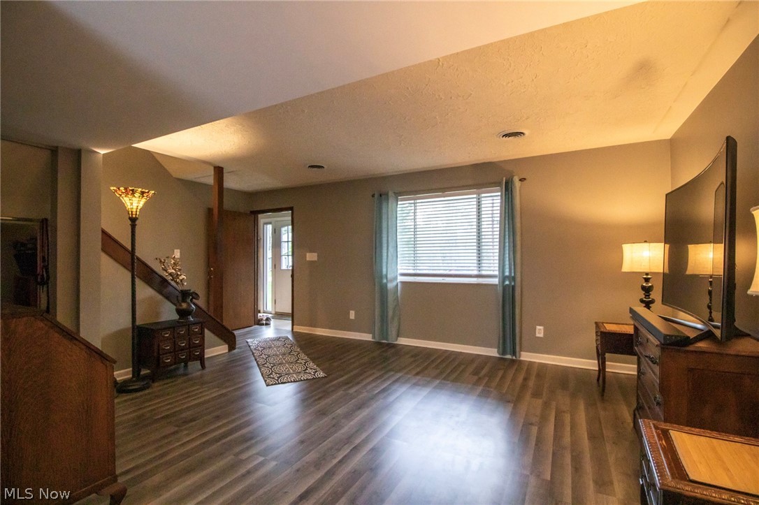 3407-3411 Verner Road Stow, OH 44240 - Photo 19 of 22 3407-3411 Verner Rd. Stow, OH 44240-5243