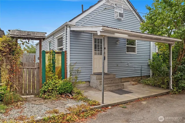 $509,000 | 7121 Rainier Drive, Everett, WA 98203