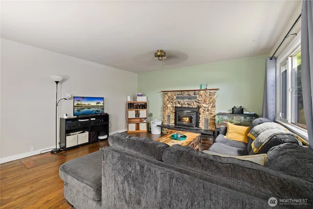 $509,000 | 7121 Rainier Drive, Everett, WA 98203