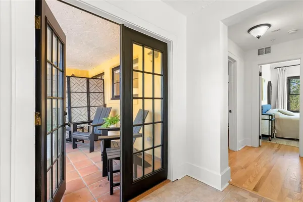 $574,999 | 210 22nd Avenue Northeast, Unit 15, St. Petersburg, FL 33704