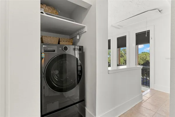 $574,999 | 210 22nd Avenue Northeast, Unit 15, St. Petersburg, FL 33704