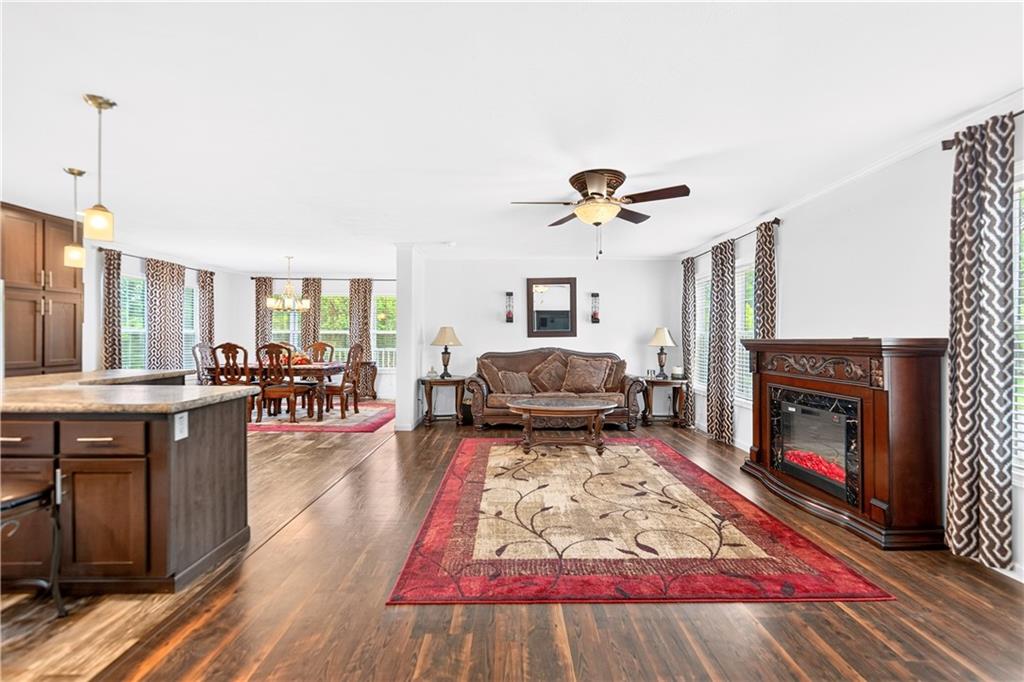 100 Linden Monongahela, PA 15063 - Photo 8 of 41 Expansive Open Floor Concept creates ideal space of everyday living & entertaining!