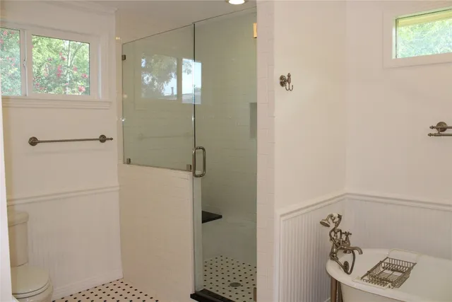 $3,200 | 1515 Morrow Street, Austin, TX 78757