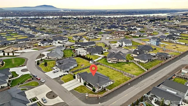 $875,000 | 6401 Eagle Crest Drive, Pasco, WA 99301
