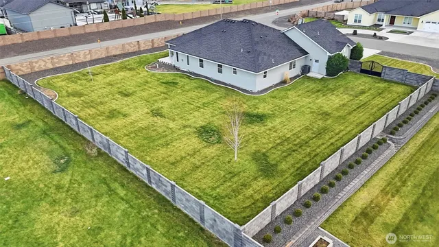 $875,000 | 6401 Eagle Crest Drive, Pasco, WA 99301