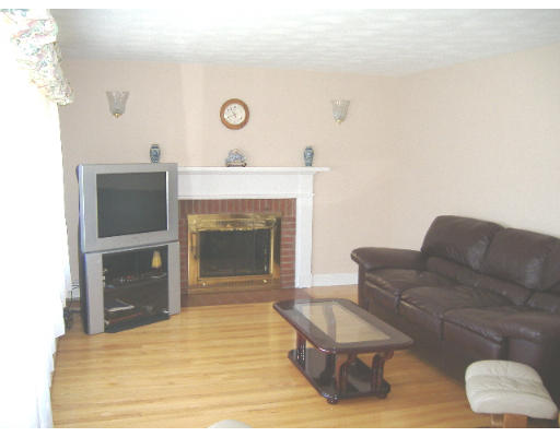 10 Wellesley Road Arlington, MA 02474 - Photo 5 of 15 Gallery Image 5