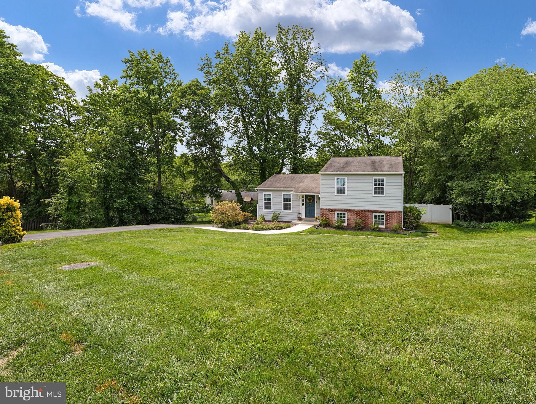 4132 Hunt Road Fairfax, VA 22032 - Photo 8 of 43 Gallery Image 8