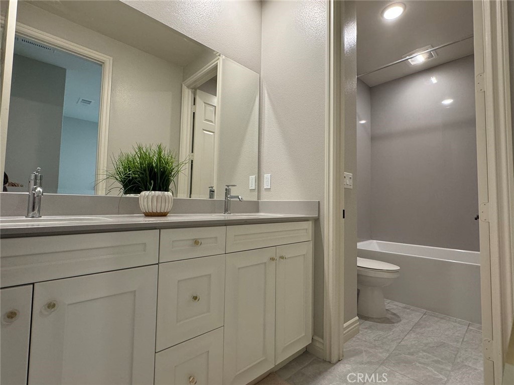 107 Ritual Irvine, CA 92618 - Photo 13 of 17