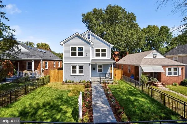 $899,900 | 1516 Evarts Street Northeast, Washington, DC 20018
