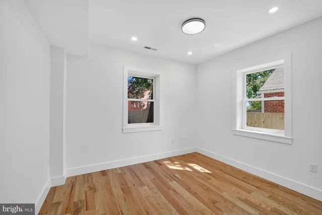 $1,099,000 | 1516 Evarts Street Northeast, Washington, DC 20018