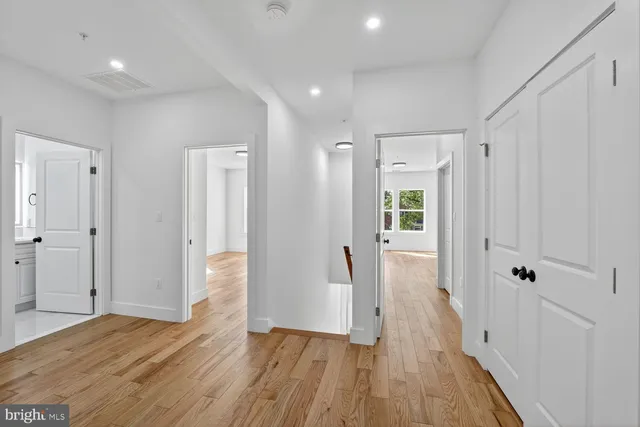$1,099,000 | 1516 Evarts Street Northeast, Washington, DC 20018