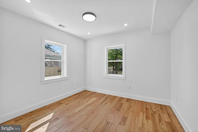 $1,099,000 | 1516 Evarts Street Northeast, Washington, DC 20018