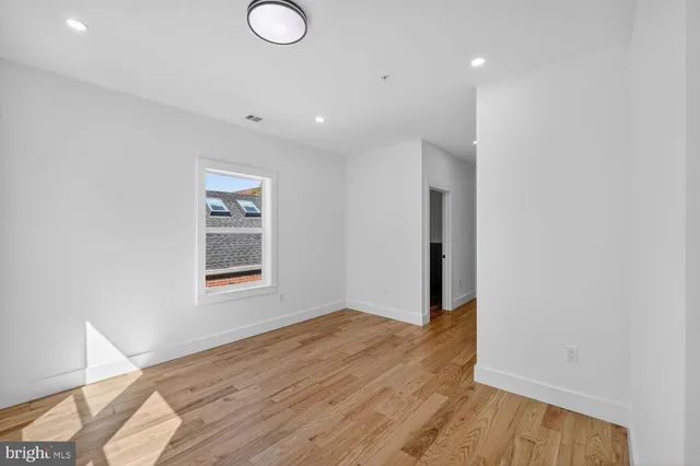 $1,099,000 | 1516 Evarts Street Northeast, Washington, DC 20018