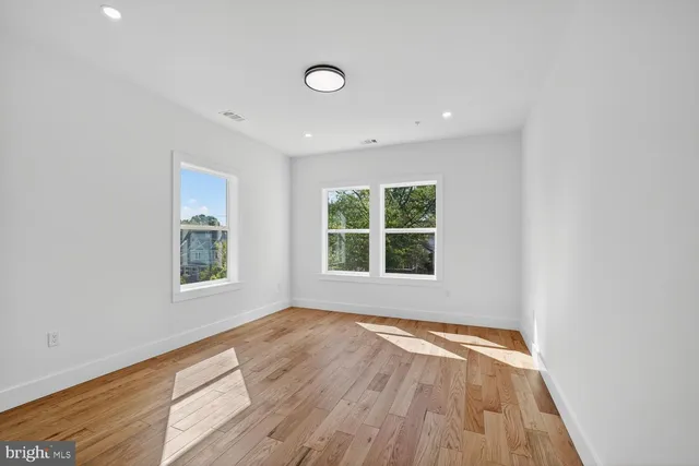 $1,099,000 | 1516 Evarts Street Northeast, Washington, DC 20018