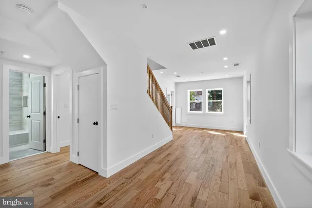 $1,099,000 | 1516 Evarts Street Northeast, Washington, DC 20018