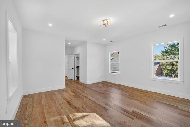 $1,099,000 | 1516 Evarts Street Northeast, Washington, DC 20018