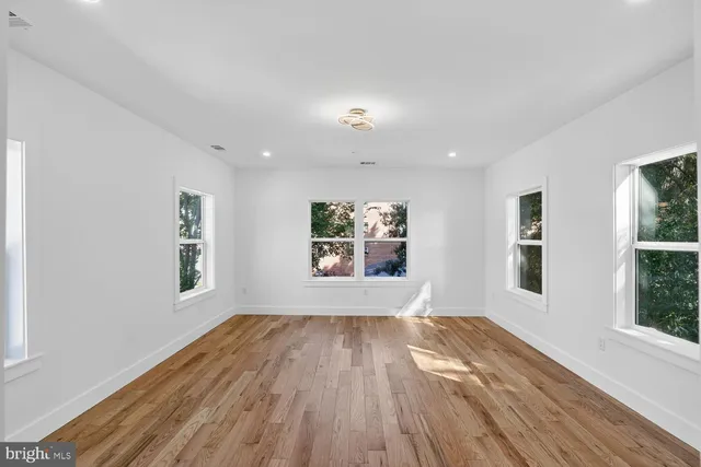 $1,099,000 | 1516 Evarts Street Northeast, Washington, DC 20018