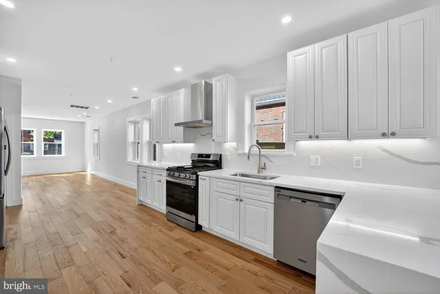 $1,099,000 | 1516 Evarts Street Northeast, Washington, DC 20018