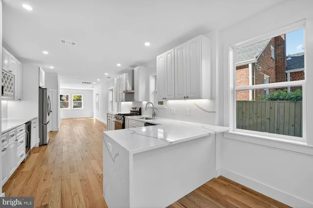 $1,099,000 | 1516 Evarts Street Northeast, Washington, DC 20018