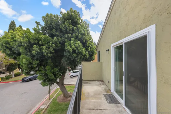 $430,000 | 10406 Caminito Rimini, San Diego, CA 92129