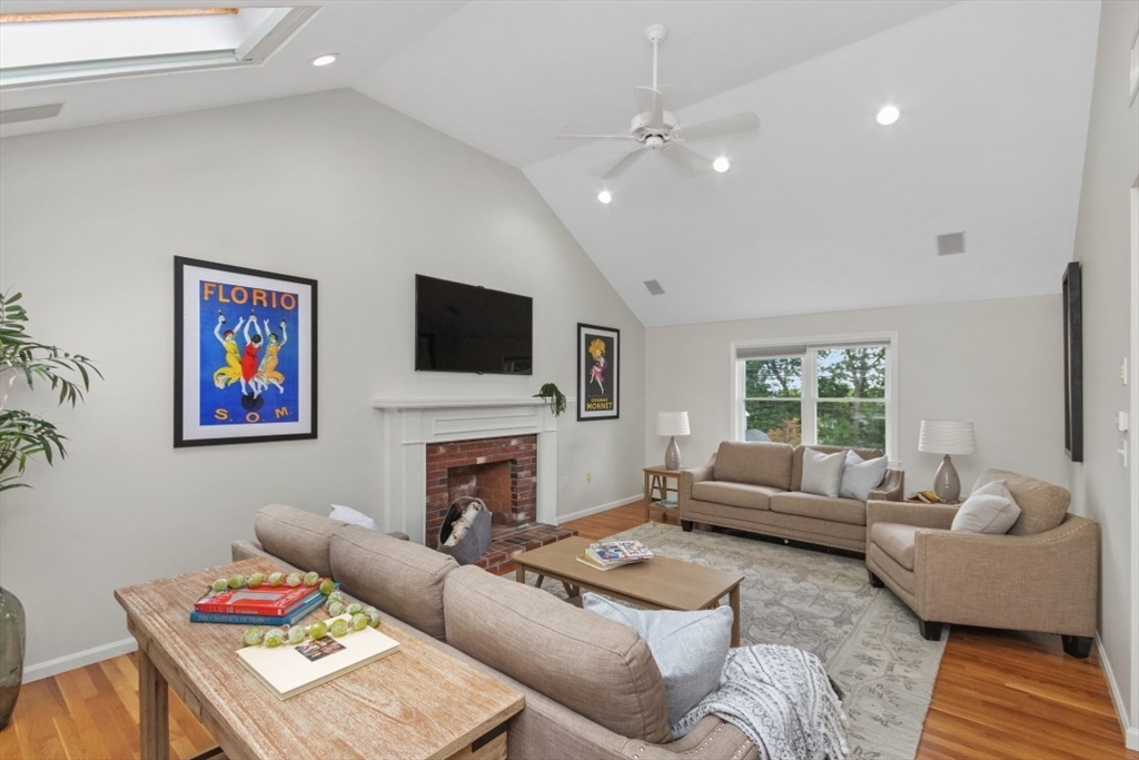 71 Richdale Road Needham, MA 02494 - Photo 11 of 23