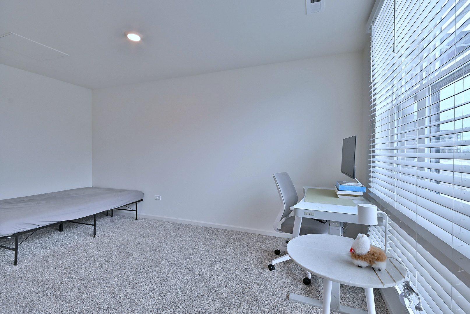 332 Summit Circle Lombard, IL 60148 - Photo 4 of 32