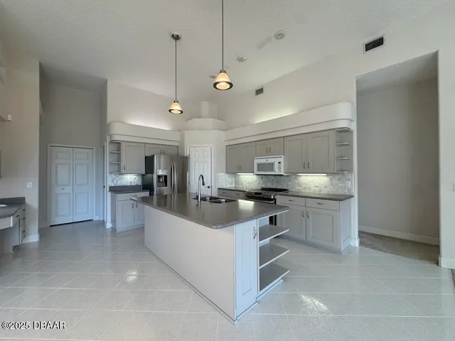 $3,495 | 440 Sea Duck Drive, Daytona Beach, FL 32119